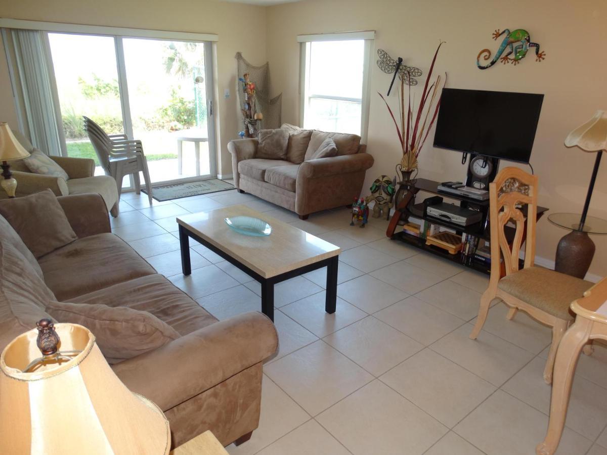 Spanish Main Unit 4- Direct Oceanfront Condo! Cocoa Beach Exterior photo