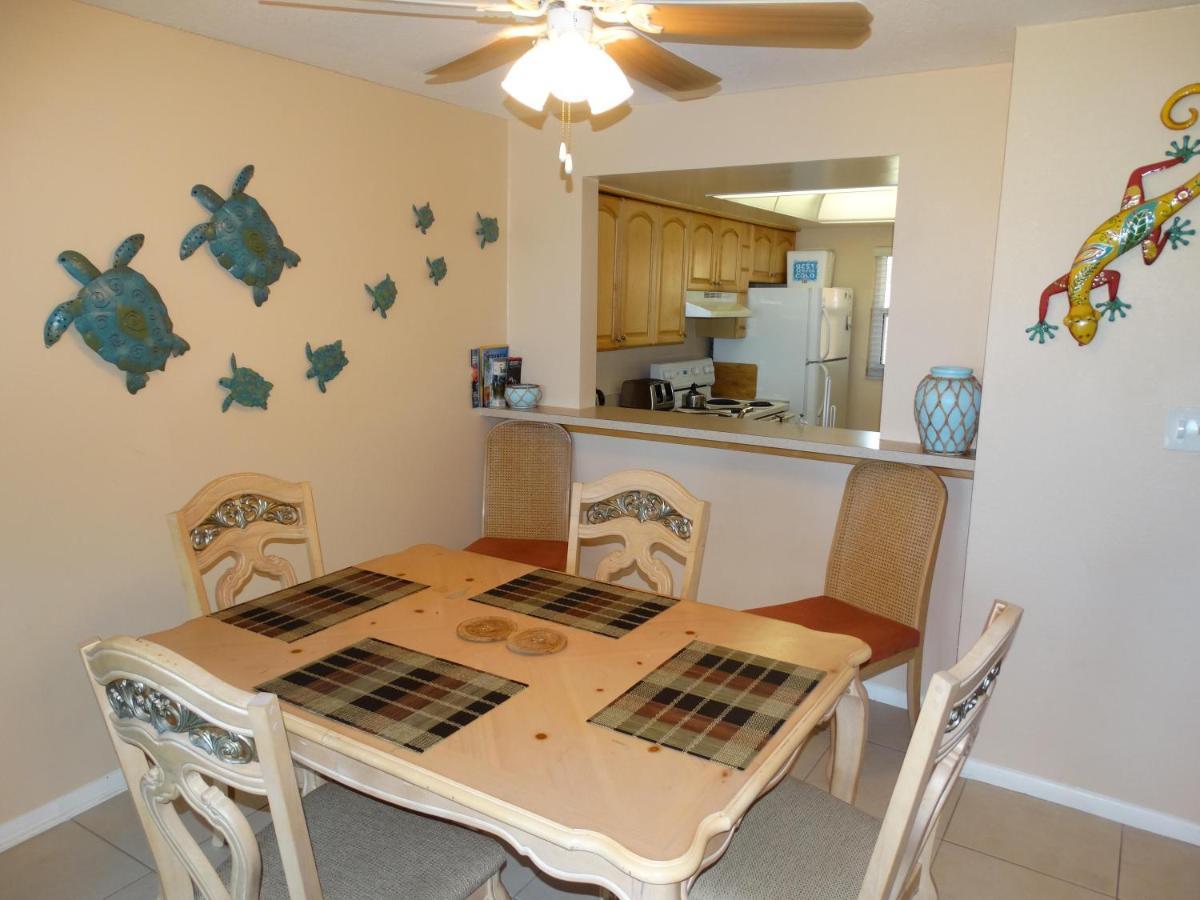 Spanish Main Unit 4- Direct Oceanfront Condo! Cocoa Beach Exterior photo
