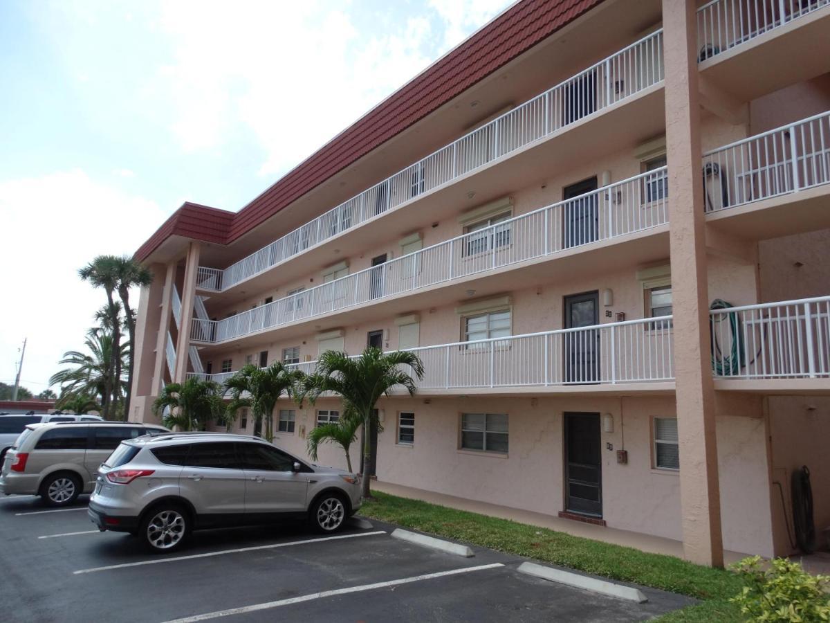 Spanish Main Unit 4- Direct Oceanfront Condo! Cocoa Beach Exterior photo